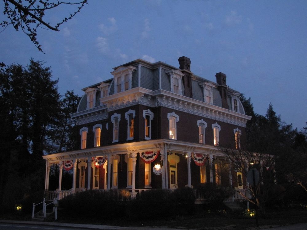 Lovelace Manor Bed And Breakfast Ланкастер Экстерьер фото
