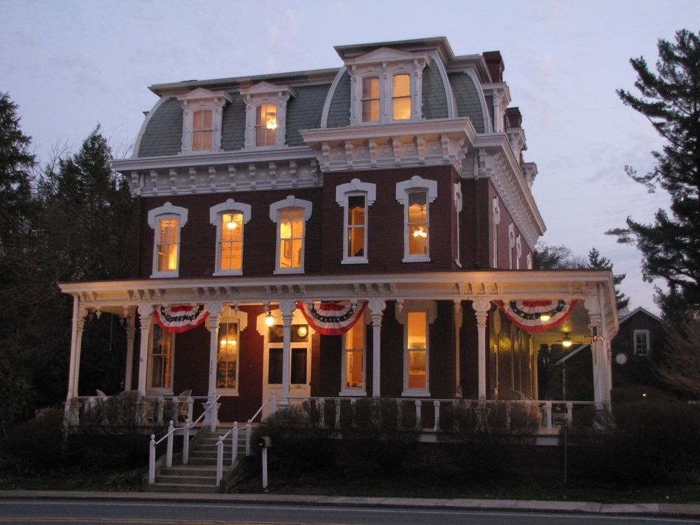 Lovelace Manor Bed And Breakfast Ланкастер Экстерьер фото